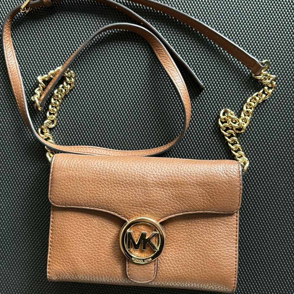 Michael Kors Jet Set Travel Phone